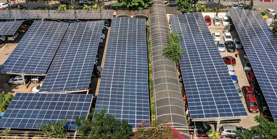 Tata Power solar plant installation in Apollo hospital 